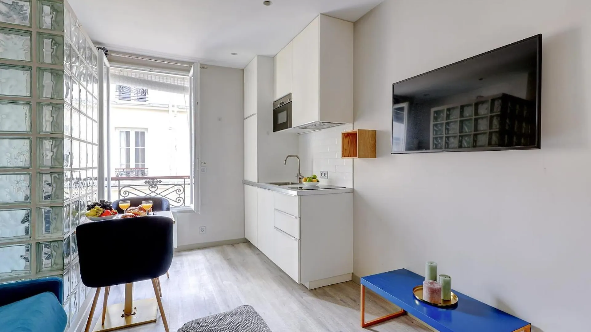 Eiffel Tower & 7Th Arrondissement - Cityapartmentstay Paris Apartment