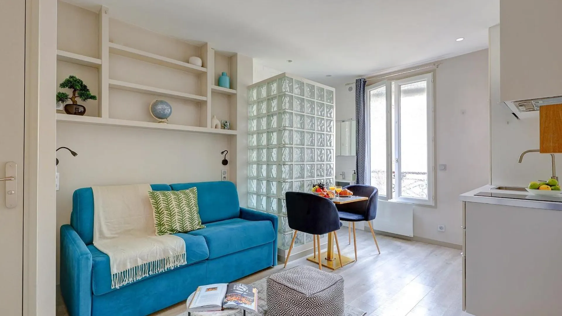 Eiffel Tower & 7Th Arrondissement - Cityapartmentstay contacts